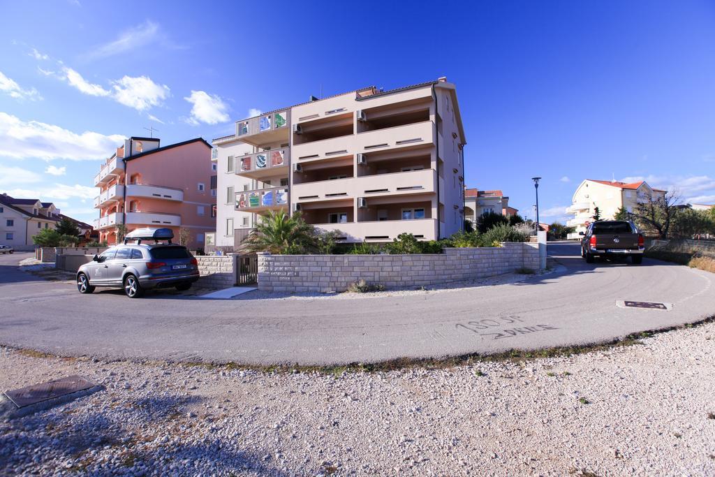 Apartments Miroslav 波弗加纳 外观 照片