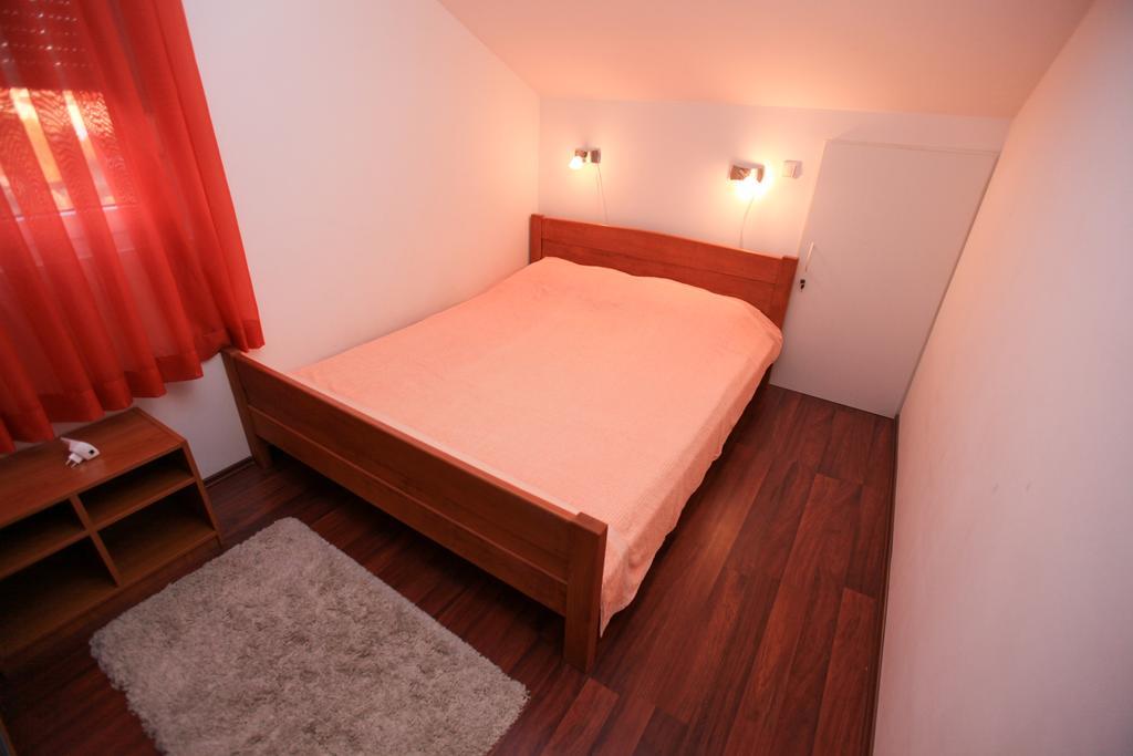 Apartments Miroslav 波弗加纳 外观 照片